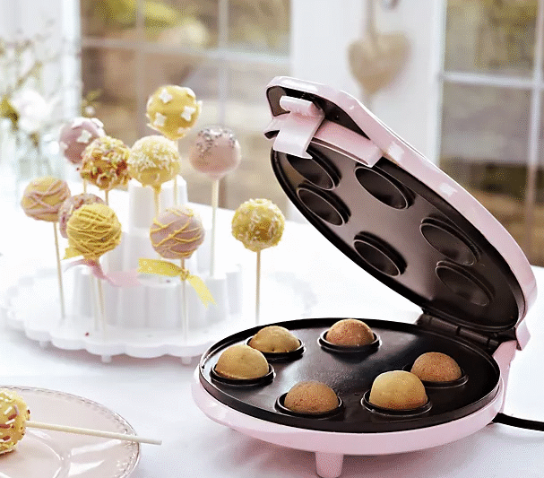 Portable Cake Maker Review: Baking on the Go Made Simple
